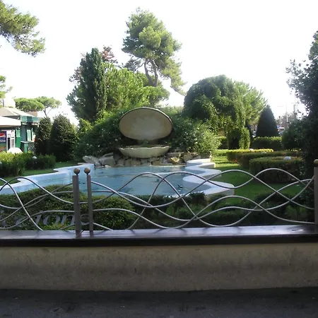 Ξενοδοχείο Canasta 2*