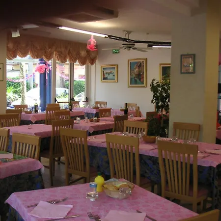 Otel Canasta