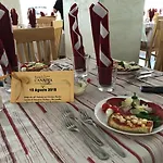 Canasta Hotel