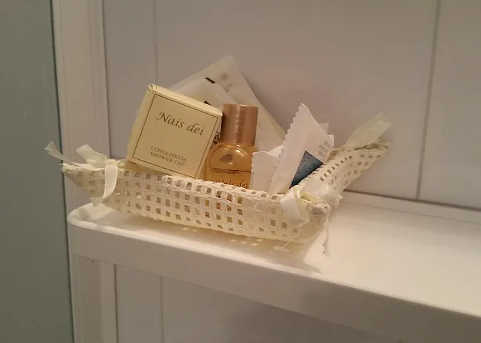 Canasta ホテル 2*